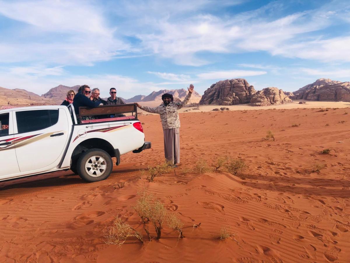 Wadi Rum Cave Camp &Jeep Tour Esterno foto