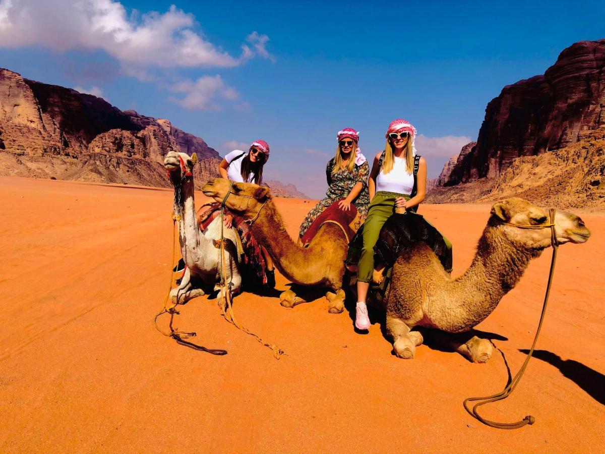 Wadi Rum Cave Camp &Jeep Tour Esterno foto